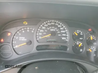 2004 Chevrolet Suburban LT z VIN 3GNEC16T04G275736, wystawiony jako Copart lot #41985385 z przebiegiem 215 292 mil mil oraz Nie do naprawy • Non repairable. Historia ofert i sprzedaży dostępna na DreamBid. Obrazek 9.