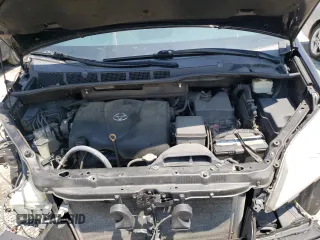 2017 Toyota Sienna LE Auto Access Seat with VIN 5TDKZ3DC4HS868306, listed as a Copart auction lot 59283795 with 310,767 mi miles and Salvage title. Bid and sale history available at DreamBid. Image 12.