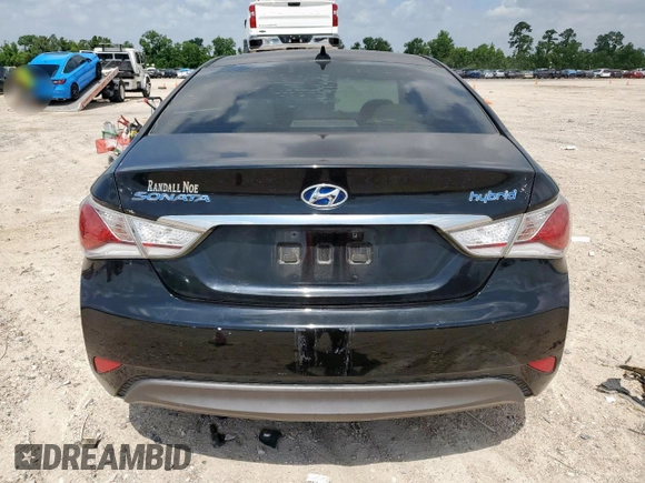2012 Hyundai Sonata Hybrid z VIN KMHEC4A45CA056676, wystawiony jako Copart lot #59771345 z przebiegiem 200 353 mil mil oraz Czysty tytuł • Clean title. Historia ofert i sprzedaży dostępna na DreamBid. Obrazek 6.