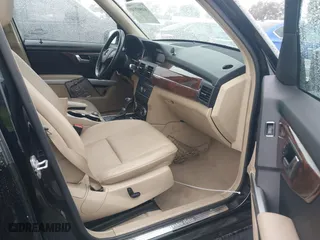 2011 Mercedes-Benz GLK-Class GLK 350 with VIN WDCGG5GB7BF526554, listed as a IAAI auction lot 41807100 with 1 mi miles. Bid and sale history available at carsss.com. Image 5.
