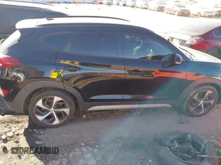 2017 Hyundai Tucson Sport z VIN KM8J33A2XHU573758, wystawiony jako IAAI lot #41428068 z przebiegiem 119 589 mil mil oraz . Historia ofert i sprzedaży dostępna na DreamBid. Obrazek 13.
