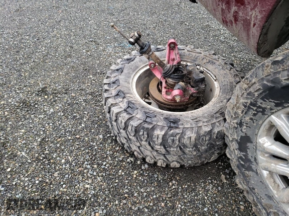 2004 GMC Sierra 2500HD SLE z VIN 1GTHK23144F119430, wystawiony jako Copart lot #85532974 z przebiegiem Nie podano mil oraz Szkoda całkowita • Salvage title. Historia ofert i sprzedaży dostępna na DreamBid. Obrazek 12.