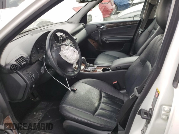 2005 Mercedes-Benz C 240 with VIN WDBRF81J75F636395, listed as a Copart auction lot 87798865 with 80,634 mi miles and Salvage Title. Bid and sale history available at DreamBid. Image 7.