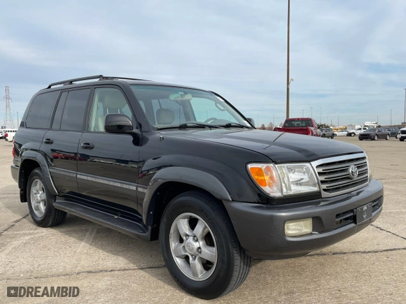 2004 Toyota Land Cruiser with VIN JTEHT05J742067423, listed as a Copart auction lot 45664965 with 250,424 mi miles and Clean Title. Bid and sale history available at carsss.com. Image 1.