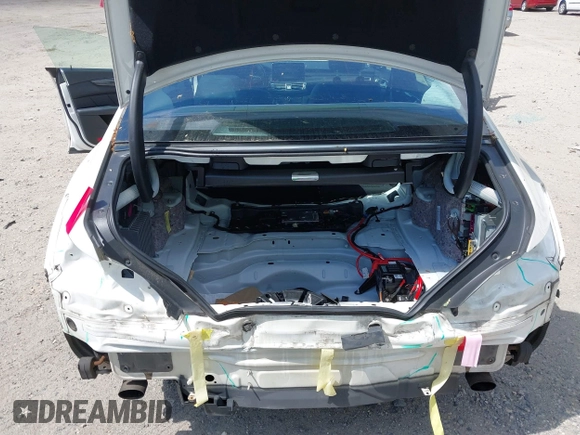 2015 Mercedes-Benz CLS 400 with VIN WDDLJ6HB9FA154511, listed as a IAAI auction lot 42155412 with 88,386 mi miles and . Bid and sale history available at DreamBid. Image 17.