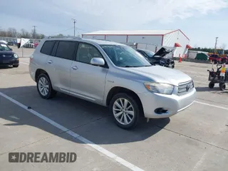 2008 Toyota Highlander Hybrid with VIN JTEEW41A082008629, listed as a IAAI auction lot 41958264 with 187,934 mi miles. Bid and sale history available at carsss.com. Image 1.