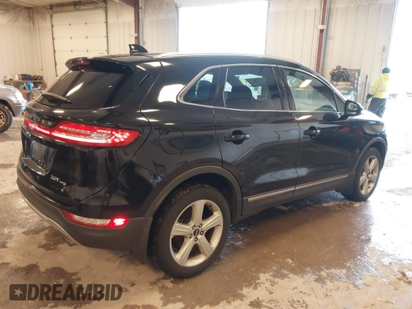 2017 Lincoln MKC Premiere with VIN 5LMCJ1D97HUL35066, listed as a IAAI auction lot 41224223 with 124,826 mi miles. Bid and sale history available at carsss.com. Image 4.