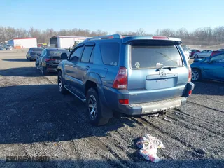 2004 Toyota 4Runner Limited with VIN JTEBU17R540038624, listed as a IAAI auction lot 41673240 with 293,925 mi miles. Bid and sale history available at carsss.com. Image 3.