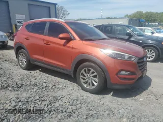 2016 Hyundai Tucson SE z VIN KM8J3CA41GU215612, wystawiony jako Copart lot #56111365 z przebiegiem 139 122 mil mil oraz Szkoda całkowita • Salvage title. Historia ofert i sprzedaży dostępna na DreamBid. Obrazek 4.