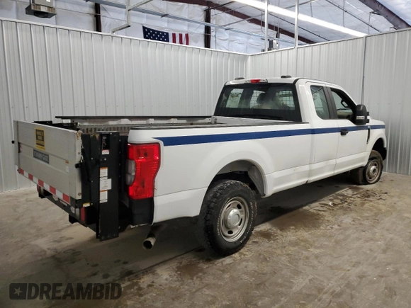 2022 Ford F-250 XL with VIN 1FT7X2B67NEF13442, listed as a Copart auction lot 79083784 with Not Provided miles and Salvage Title. Bid and sale history available at DreamBid. Image 3.