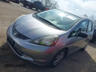 2010 Honda Fit with VIN JHMGE8H25AS026697, listed as a IAAI auction lot 41775689 with 92,805 mi miles. Bid and sale history available at carsss.com. Image 2.