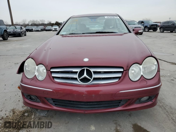 2008 Mercedes-Benz CLK 350 z VIN WDBTJ56H48F248361, wystawiony jako Copart lot #42920615 z przebiegiem 124 624 mil mil oraz Szkoda całkowita • Salvage title. Historia ofert i sprzedaży dostępna na DreamBid. Obrazek 5.