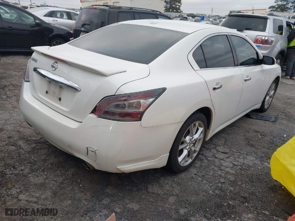 2014 Nissan Maxima 3.5 SV with VIN 1N4AA5AP7EC451237, listed as a IAAI auction lot 41629972 with 154818 miles. Bid and sale history available at carsss.com. Image 4.
