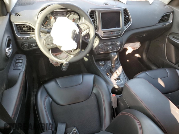 2022 Jeep Cherokee Trailhawk with VIN 1C4PJMBX8ND554044, listed as a Copart auction lot 82687464 with 13,353 mi miles and Salvage Title. Bid and sale history available at carsss.com. Image 8.