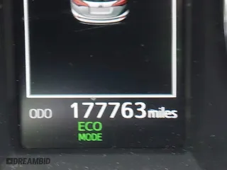 2016 Toyota RAV4 XLE with VIN 2T3WFREV8GW288227, listed as a IAAI auction lot 41931154 with 177,763 mi miles. Bid and sale history available at carsss.com. Image 15.