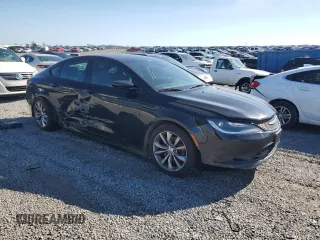 2016 Chrysler 200 S with VIN 1C3CCCBG1GN193020, listed as a Copart auction lot 43348865 with 137,321 mi miles and Salvage Title. Bid and sale history available at carsss.com. Image 4.