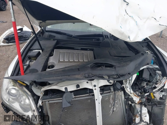 2011 Lexus ES 330 z VIN JTHBK1EG1B2440216, wystawiony jako IAAI lot #42685415 z przebiegiem 133 902 mil mil oraz . Historia ofert i sprzedaży dostępna na DreamBid. Obrazek 10.