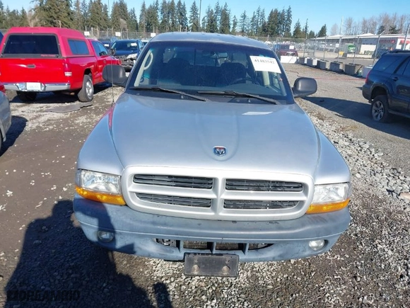 2001 Dodge Dakota Sport with VIN 1B7GL2AN21S158812, listed as a IAAI auction lot 41483542 with 175,135 mi miles. Bid and sale history available at carsss.com. Image 12.