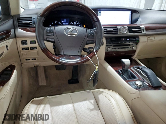 2017 Lexus LS with VIN JTHBL5EF1H5146379, listed as a Copart auction lot 52352925 with 82,320 mi miles and Non Repairable. Bid and sale history available at carsss.com. Image 8.