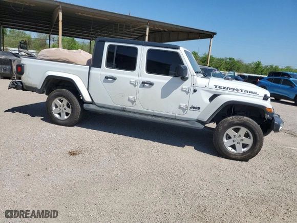 2021 Jeep Gladiator Texas Trail with VIN 1C6HJTAG2ML558764, listed as a Copart auction lot 46788715 with 93,359 mi miles and Clean Title. Bid and sale history available at carsss.com. Image 4.