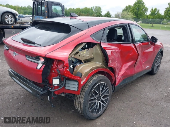 2024 Ford Mustang Mach-E Premium с VIN 3FMTK3SU7RMA32586, выставлен на аукционе IAAI как лот 42329356 с пробегом 5 090 миль миль и . История ставок и продаж доступна на DreamBid. Изображение 6.
