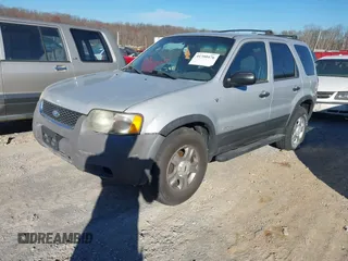 2002 Ford Escape XLT Choice with VIN 1FMYU04112KB96320, listed as a IAAI auction lot 41700476 with 236,832 mi miles. Bid and sale history available at carsss.com. Image 2.