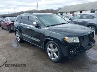 2013 Jeep Grand Cherokee Overland with VIN 1C4RJFCG8DC614542, listed as a IAAI auction lot 41733846 with 44,131 mi miles. Bid and sale history available at carsss.com. Image 1.
