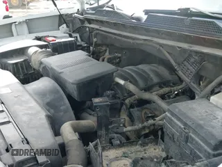 2021 Chevrolet Silverado 2500HD Work Truck z VIN 1GC1YLE76MF129612, wystawiony jako IAAI lot #42409148 z przebiegiem 195 938 mil mil oraz . Historia ofert i sprzedaży dostępna na DreamBid. Obrazek 22.