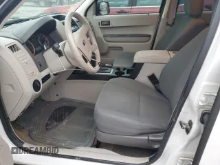 2011 Ford Escape XLS с VIN 1FMCU9C75BKA28653, выставлен на аукционе Copart как лот 51593435 с пробегом 68 625 миль миль и Списание • Salvage title. История ставок и продаж доступна на DreamBid. Изображение 7.