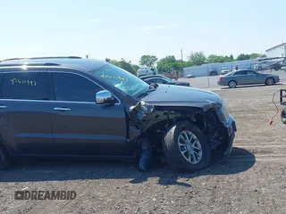 2016 Jeep Grand Cherokee Limited with VIN 1C4RJFBG6GC357385, listed as a IAAI auction lot 42611997 with 148,177 mi miles and . Bid and sale history available at DreamBid. Image 6.