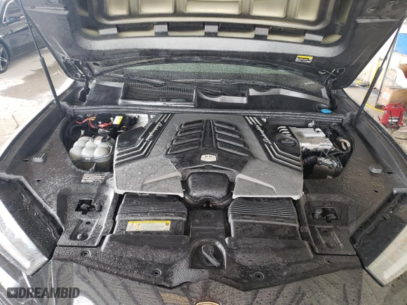 2019 Lamborghini Urus with VIN ZPBUA1ZL6KLA04680, listed as a Copart auction lot 60743284 with NaN miles and Salvage Title. Bid and sale history available at carsss.com. Image 11.