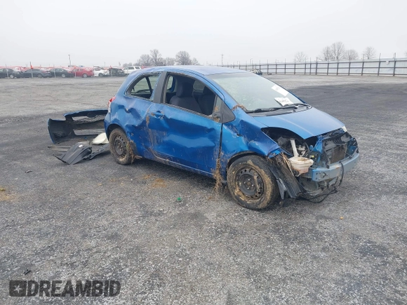 2011 Toyota Yaris with VIN JTDJT4K38B5329013, listed as a IAAI auction lot 41492239 with 200,180 mi miles. Bid and sale history available at carsss.com. Image 1.