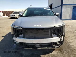 2024 Kia Sorento S z VIN 5XYRL4JC0RG272991, wystawiony jako Copart lot #59139225 z przebiegiem 36 043 mil mil oraz Czysty tytuł • Clean title. Historia ofert i sprzedaży dostępna na DreamBid. Obrazek 5.