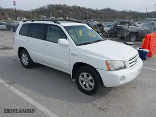 2002 Toyota Highlander with VIN JTEHF21A520064246, listed as a IAAI auction lot 41844917 with 135,532 mi miles. Bid and sale history available at carsss.com. Image 1.