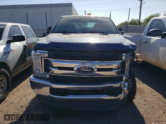 2019 Ford F-250 XL с VIN 1FT7W2BT1KED52171, выставлен на аукционе Copart как лот 58157055 с пробегом 100 075 миль миль и Списание • Salvage title. История ставок и продаж доступна на DreamBid. Изображение 5.