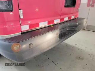 2012 Ford Econoline Cargo Commercial с VIN 1FTNE2EL5CDB21030, выставлен на аукционе IAAI как лот 42787301 с пробегом 93 706 миль миль и . История ставок и продаж доступна на DreamBid. Изображение 18.