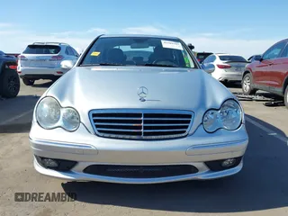2007 Mercedes-Benz C 230 Sport z VIN WDBRF52HX7F934534, wystawiony jako IAAI lot #42509797 z przebiegiem 75 703 mil mil oraz . Historia ofert i sprzedaży dostępna na DreamBid. Obrazek 12.