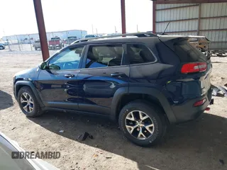 2015 Jeep Cherokee Trailhawk with VIN 1C4PJMBB1FW520649, listed as a IAAI auction lot 41991904 with 168,533 mi miles and . Bid and sale history available at DreamBid. Image 15.