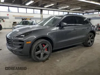 2015 Porsche Macan Turbo z VIN WP1AF2A58FLB95649, wystawiony jako Copart lot #46333745 z przebiegiem 75 462 mil mil oraz Szkoda całkowita • Salvage title. Historia ofert i sprzedaży dostępna na DreamBid. Obrazek 1.