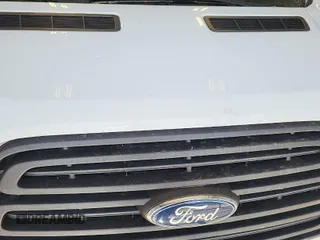 2018 Ford Transit with VIN 1FTYE1CM9JKA08192, listed as a IAAI auction lot 41968047 with 216,149 mi miles and . Bid and sale history available at DreamBid. Image 1.