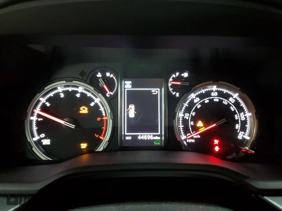 2021 Toyota 4Runner TRD Off Road Premium with VIN JTERU5JR1M5841349, listed as a Copart auction lot 59751845 with 44,696 mi miles and Clean title. Bid and sale history available at DreamBid. Image 9.