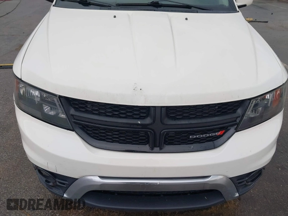 2018 Dodge Journey Crossroad z VIN 3C4PDDGG6JT387686, wystawiony jako IAAI lot #41997476 z przebiegiem 88 897 mil mil oraz . Historia ofert i sprzedaży dostępna na DreamBid. Obrazek 6.