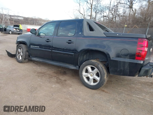 2007 Chevrolet Avalanche 3LT z VIN 3GNFK12337G114301, wystawiony jako IAAI lot #41608771 z przebiegiem Nie podano mil oraz . Historia ofert i sprzedaży dostępna na DreamBid. Obrazek 3.