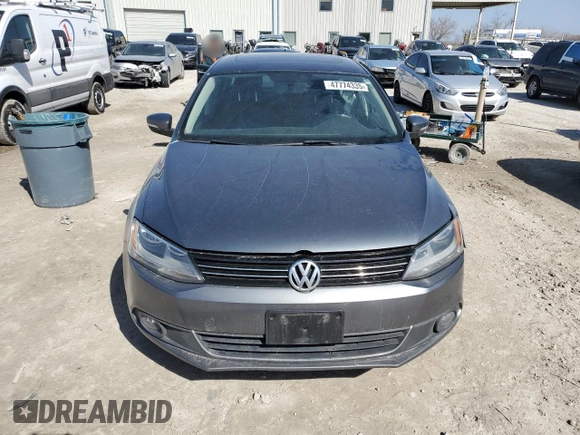 2011 Volkswagen Jetta SEL с VIN 3VWLX7AJ2BM330101, выставлен на аукционе Copart как лот 47774335 с пробегом 183 472 миль миль и Списание • Salvage title. История ставок и продаж доступна на DreamBid. Изображение 5.