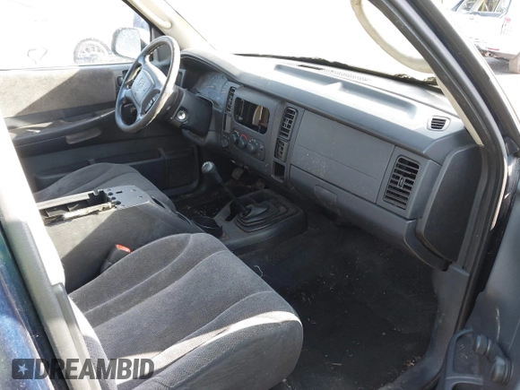 2004 Dodge Dakota Sport with VIN 1D7HG38K04S709680, listed as a IAAI auction lot 41993412 with 123,439 mi miles. Bid and sale history available at carsss.com. Image 5.
