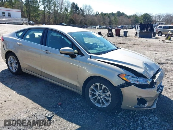 2019 Ford Fusion SE with VIN 3FA6P0HD1KR267041, listed as a IAAI auction lot 41591062 with 29,047 mi miles. Bid and sale history available at carsss.com. Image 1.