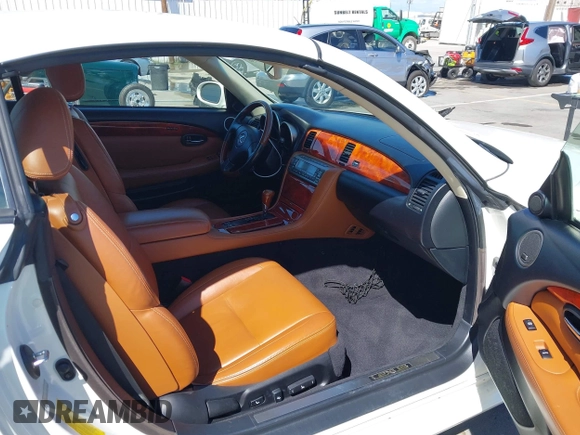 2004 Lexus SC with VIN JTHFN48Y740055529, listed as a IAAI auction lot 41916496 with 79,712 mi miles. Bid and sale history available at carsss.com. Image 5.
