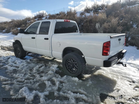 2008 Dodge Ram 1500 SLT with VIN 1D7HU18238J207111, listed as a Copart auction lot 44799335 with 199,286 mi miles and Salvage Title. Bid and sale history available at carsss.com. Image 2.