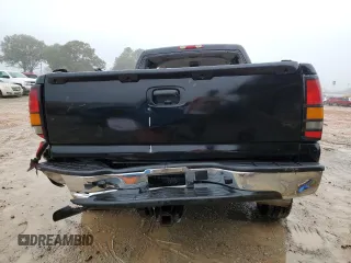 2005 GMC Sierra 1500HD SLE z VIN 1GTGC13U55F818709, wystawiony jako Copart lot #81494564 z przebiegiem Nie podano mil oraz Nie do naprawy. Historia ofert i sprzedaży dostępna na DreamBid. Obrazek 6.