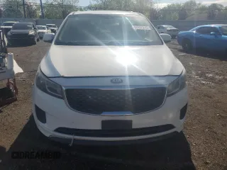 2015 Kia Sedona LX with VIN KNDMB5C11F6044947, listed as a Copart auction lot 55922215 with 259,493 mi miles and Clean Title. Bid and sale history available at DreamBid. Image 5.